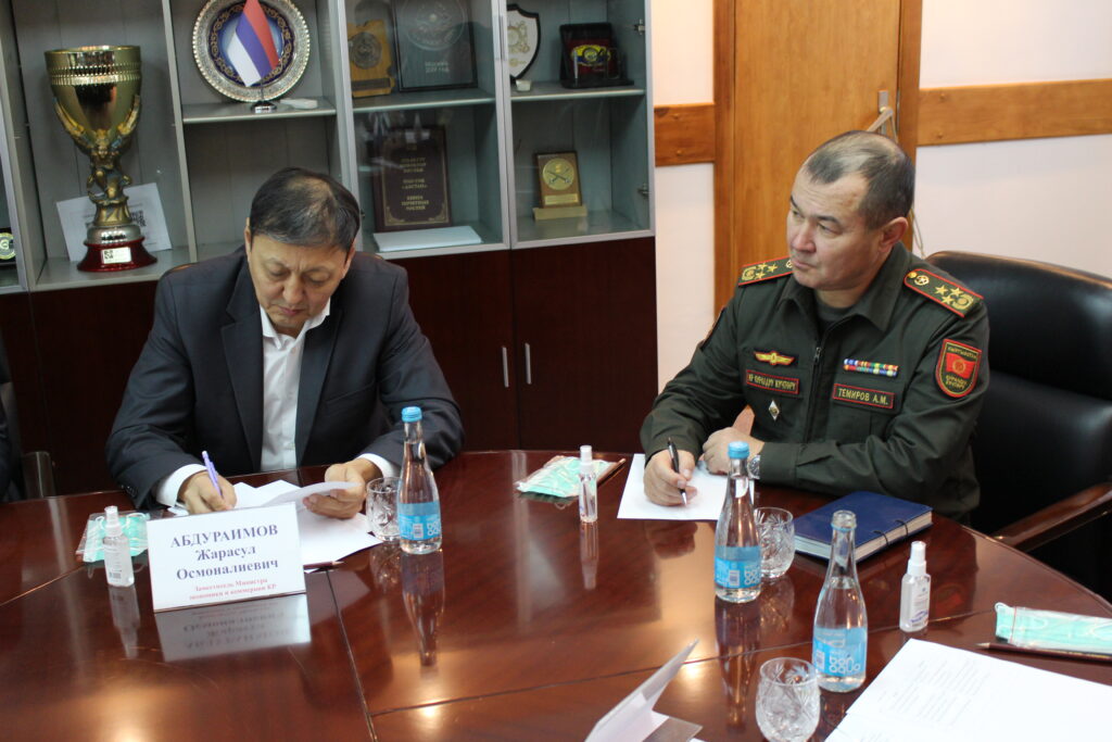 IMG 4921 1024x683 - Подписание контракта по военно-техническому сотрудничеству с АО «Рособоронэкспорт».